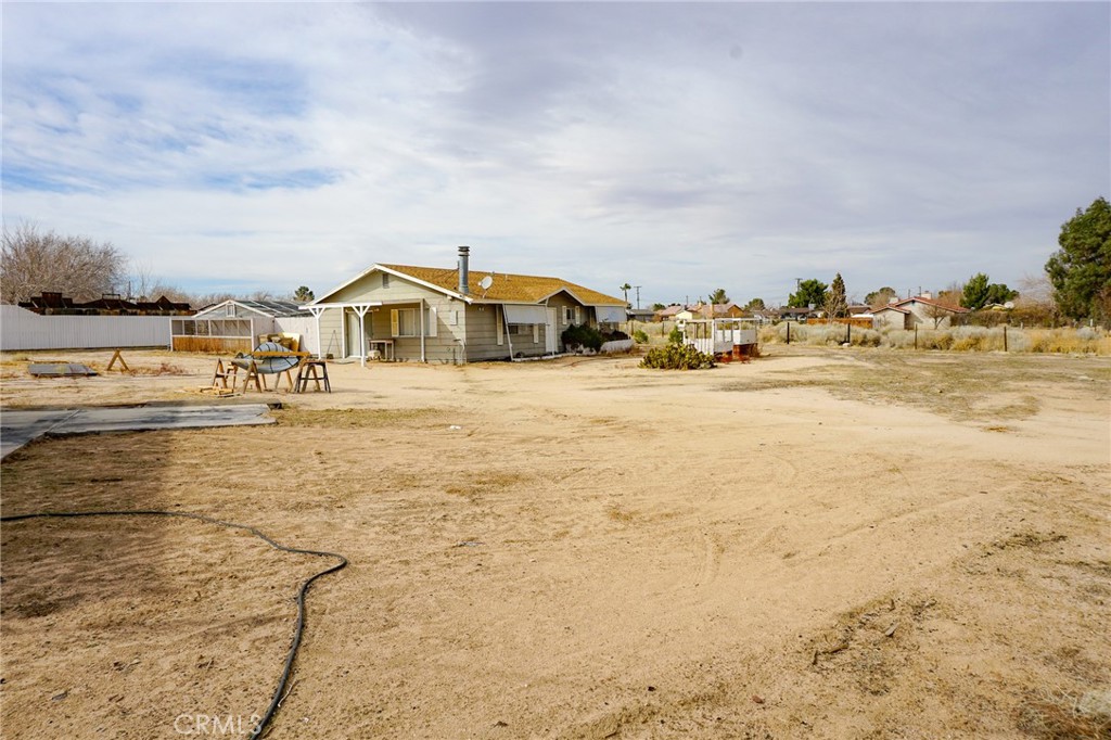 9022 Glendale Street Property Photo 11