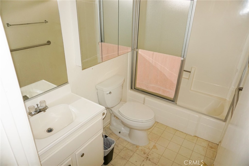 9022 Glendale Street Property Photo 17