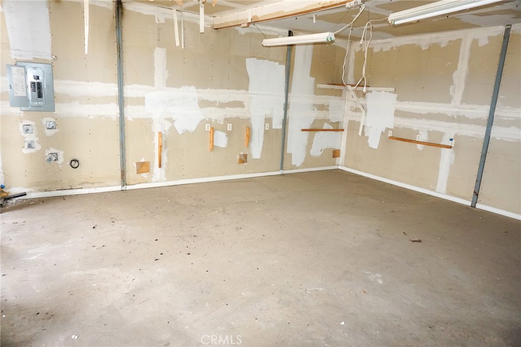 9022 Glendale Street Property Photo 18