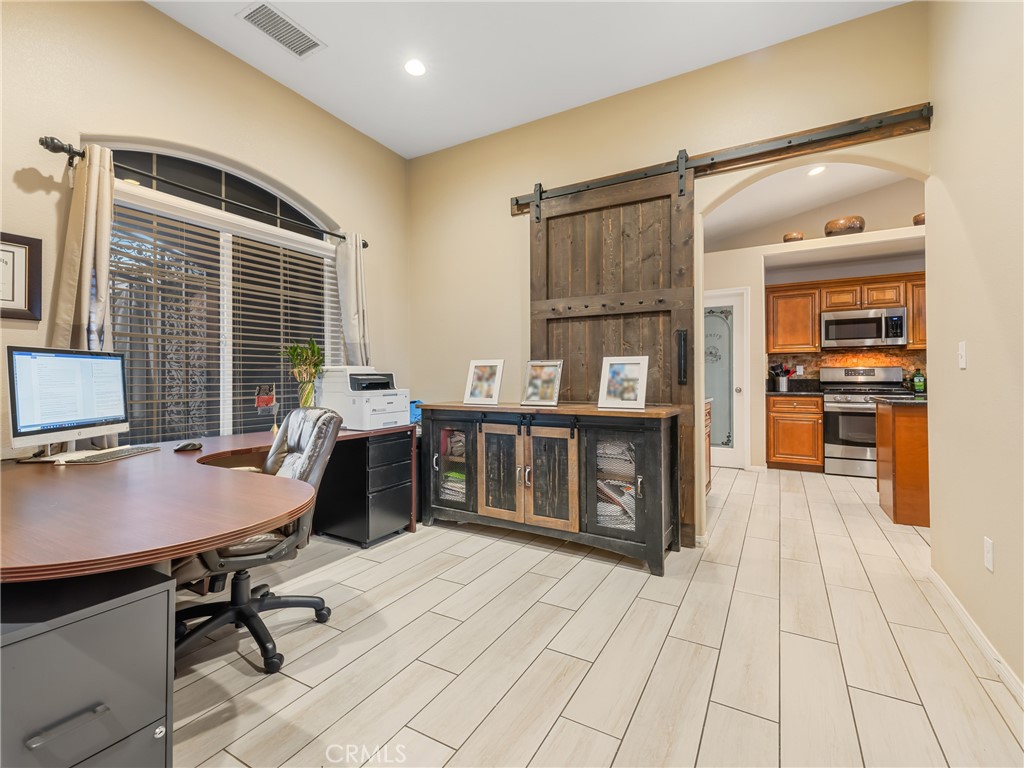 17921 Donert Street Property Photo 9