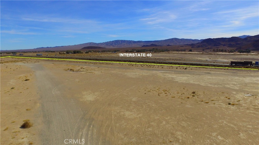 53108238 Newberry Road Property Photo 7