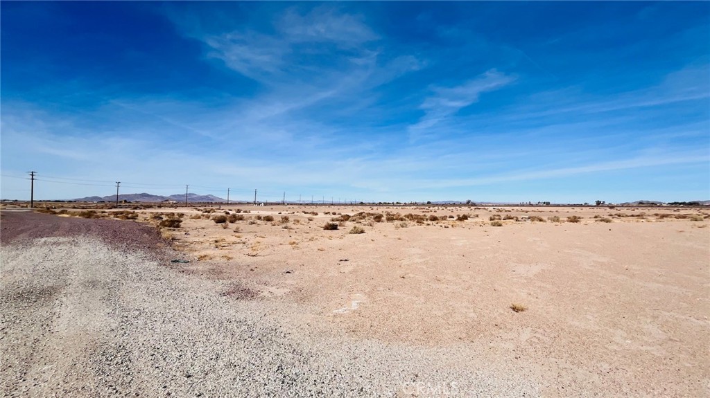 53108238 Newberry Road Property Photo 17