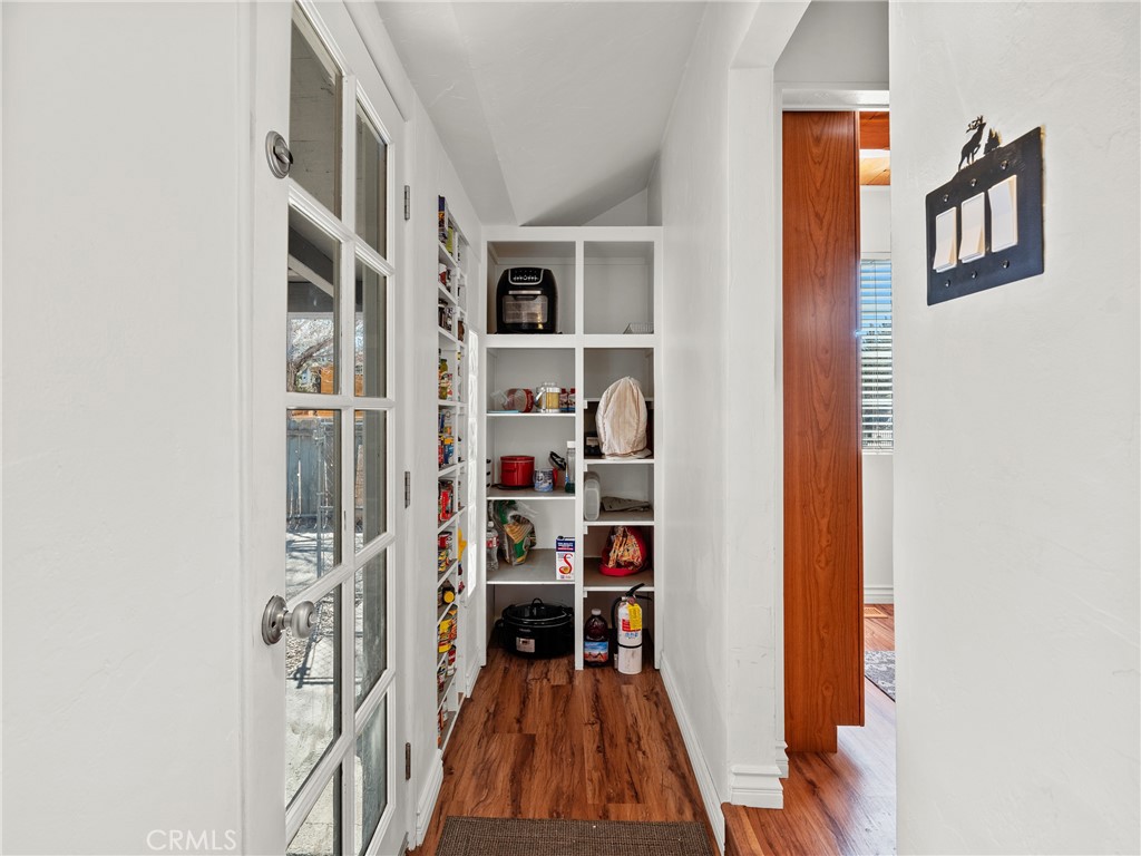 1036 Greenway Drive Property Photo 13