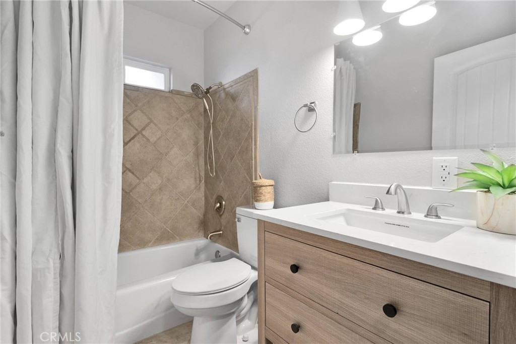 22976 Minnetonka Road Property Photo 12