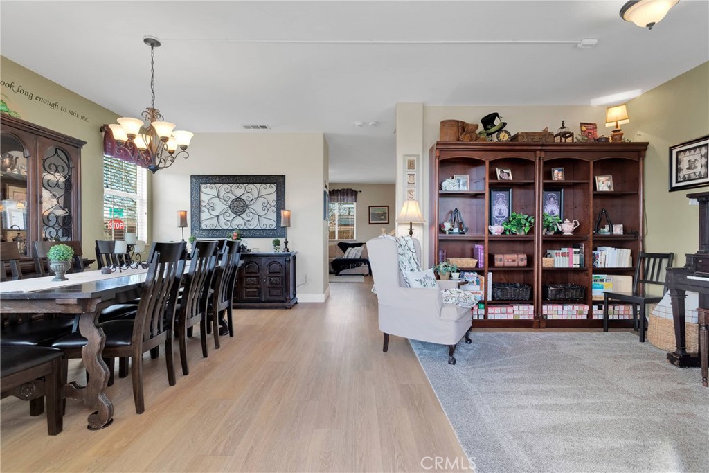 13372 Sunny Ridge Street Property Photo 16