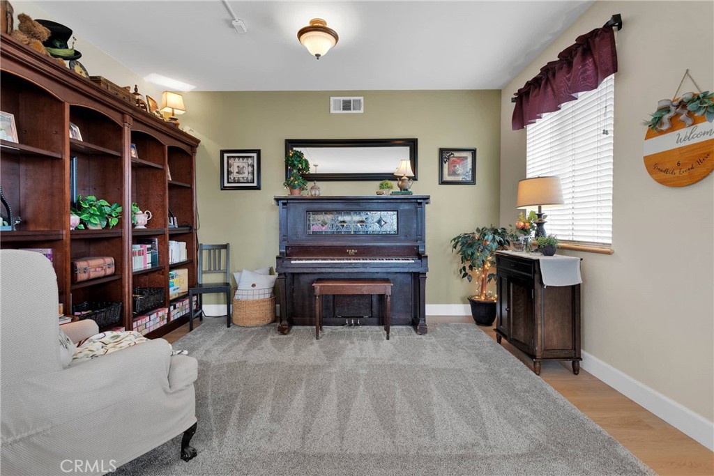 13372 Sunny Ridge Street Property Photo 19