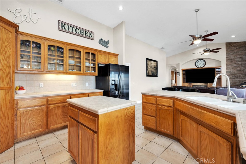 9372 Avalon Road Property Photo 12