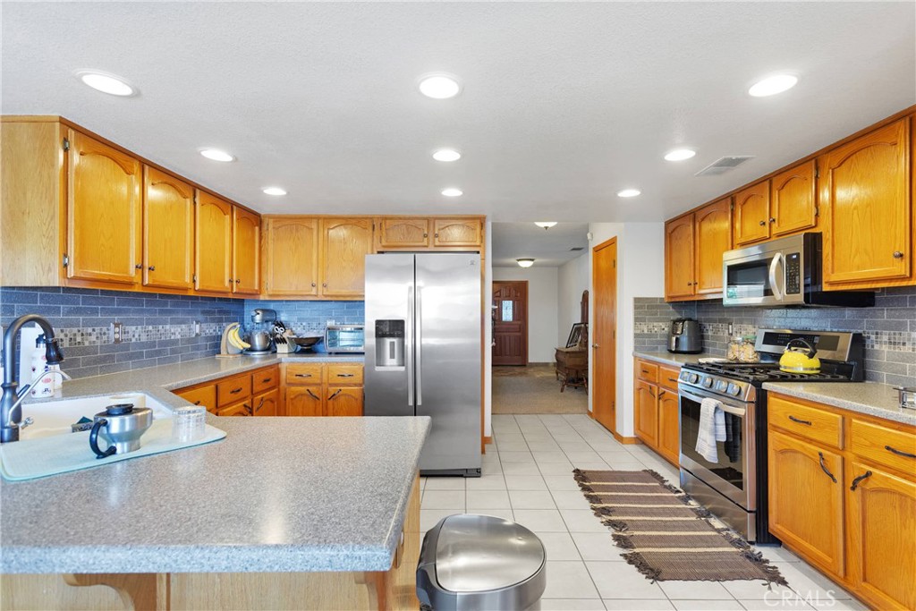 7067 El Cajon Drive Property Photo 14