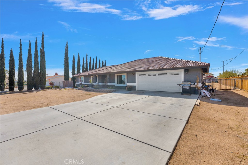 14741 Lilac Street Property Photo 5