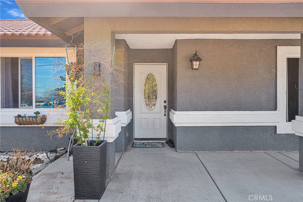 14741 Lilac Street Property Photo 6