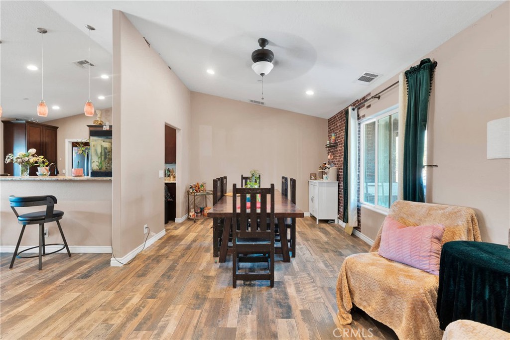 14741 Lilac Street Property Photo 8