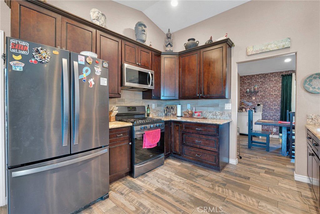 14741 Lilac Street Property Photo 19