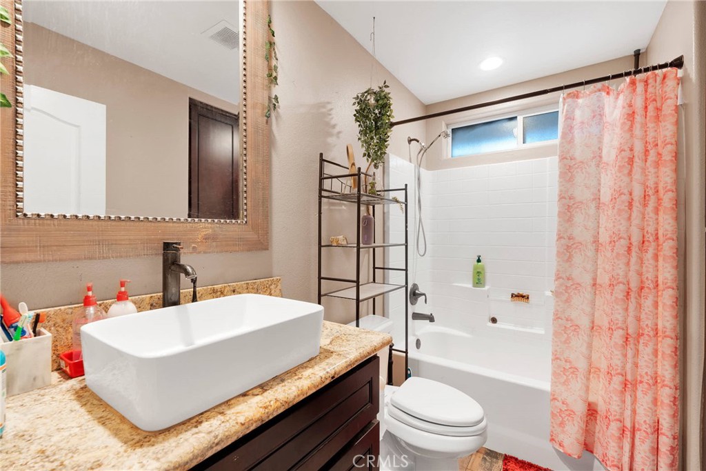 14741 Lilac Street Property Photo 30
