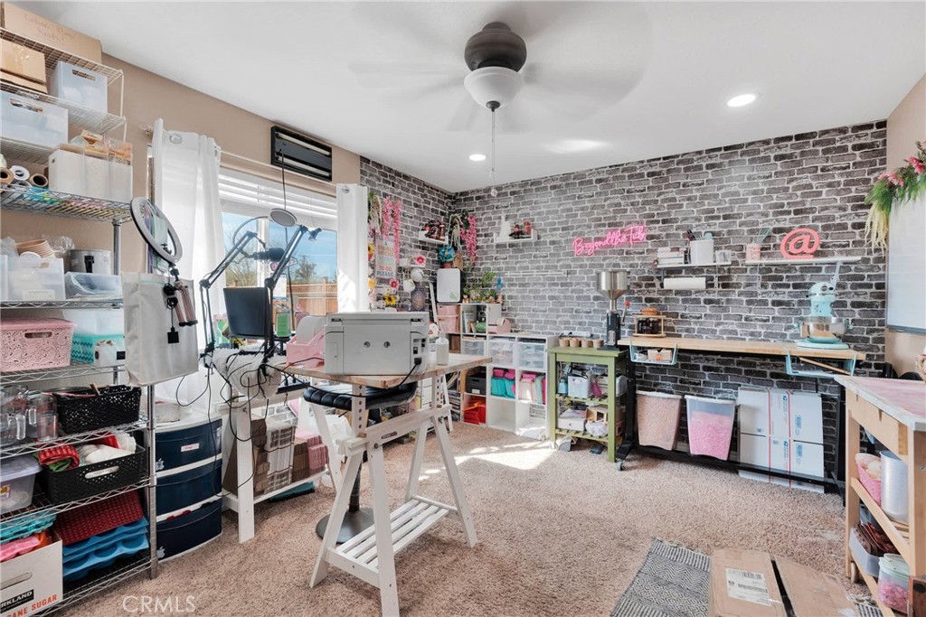 14741 Lilac Street Property Photo 33