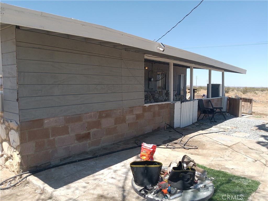 20515 20525 Us Highway 395 Property Photo 2