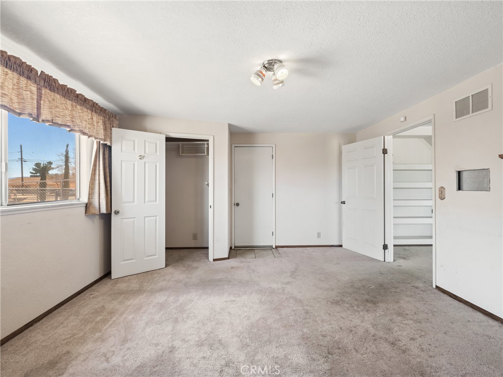 17678 Yucca Street Property Photo 18