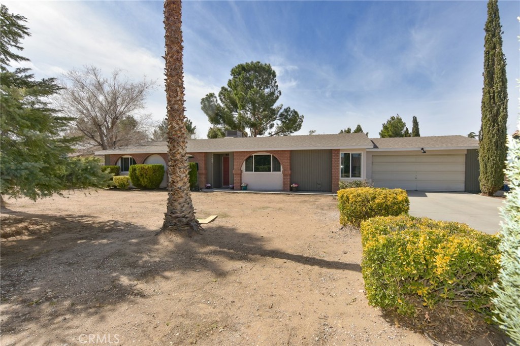 7600 Hastings Avenue Property Photo 5