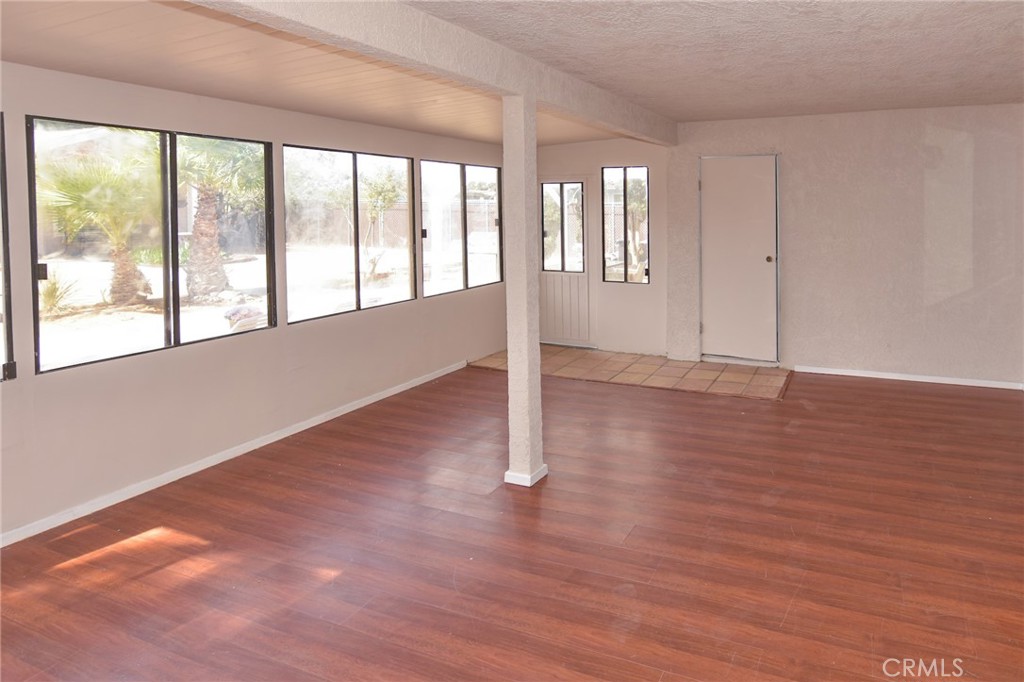 7600 Hastings Avenue Property Photo 32
