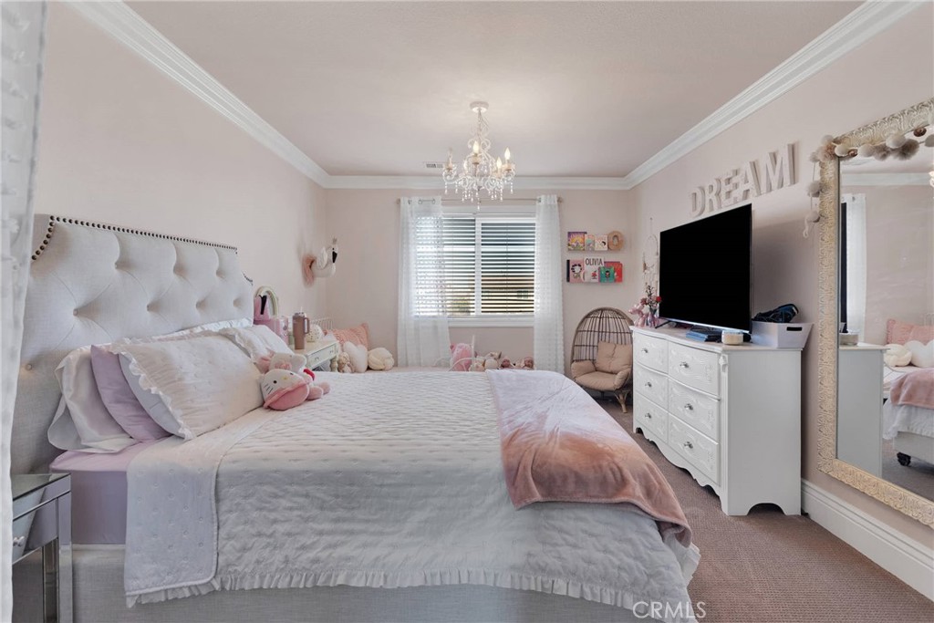 12932 Clovis Court Property Photo 15