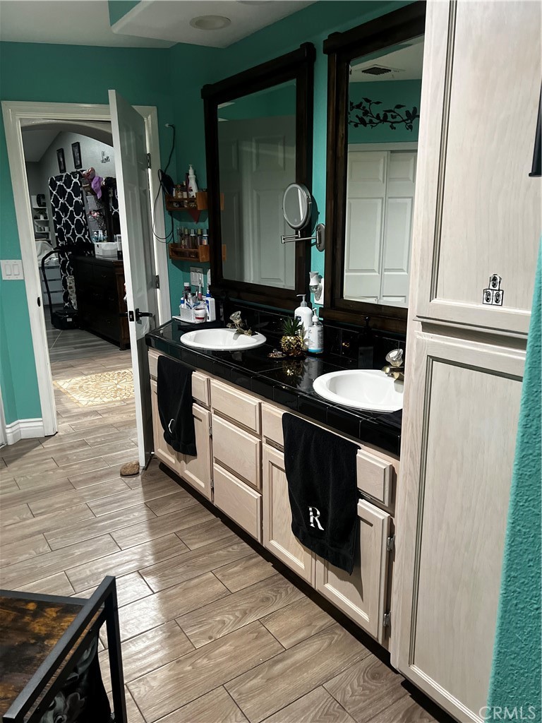 14792 Live Oak Street Property Photo 11