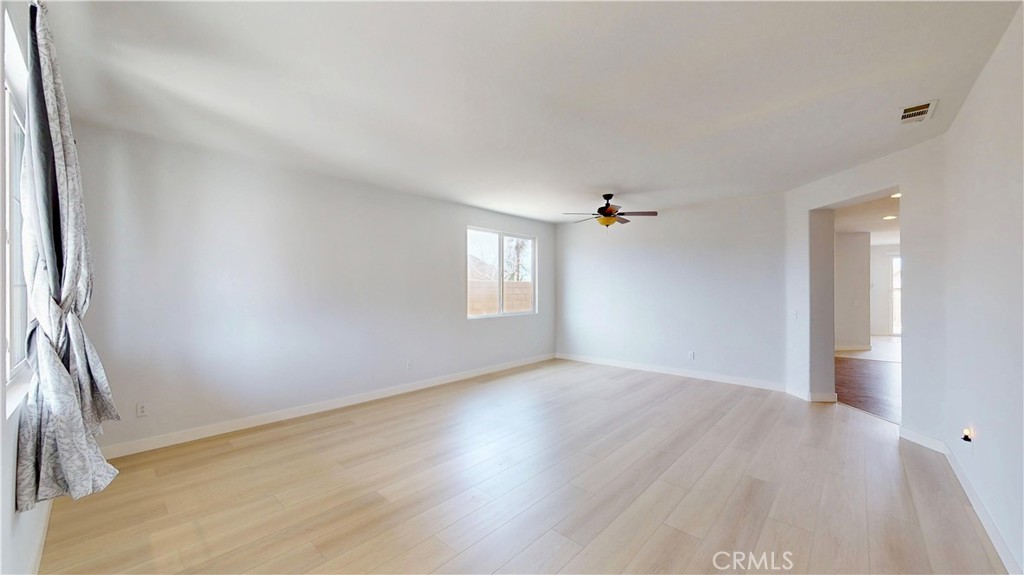 12912 Amador Street Property Photo 5
