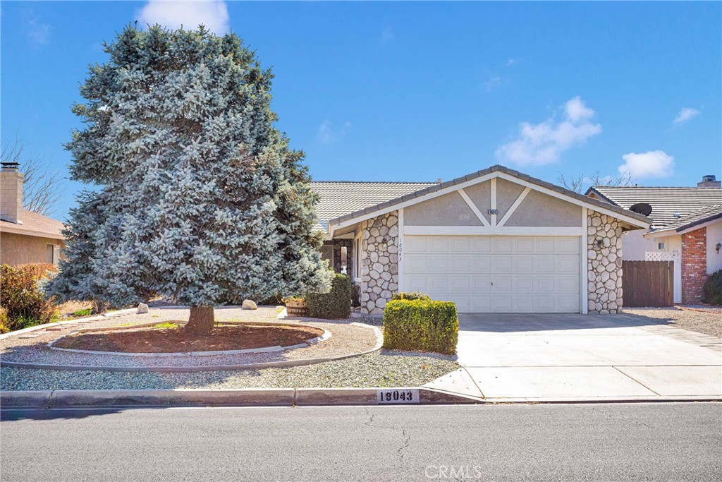 18043 Sunburst Road Property Photo 1