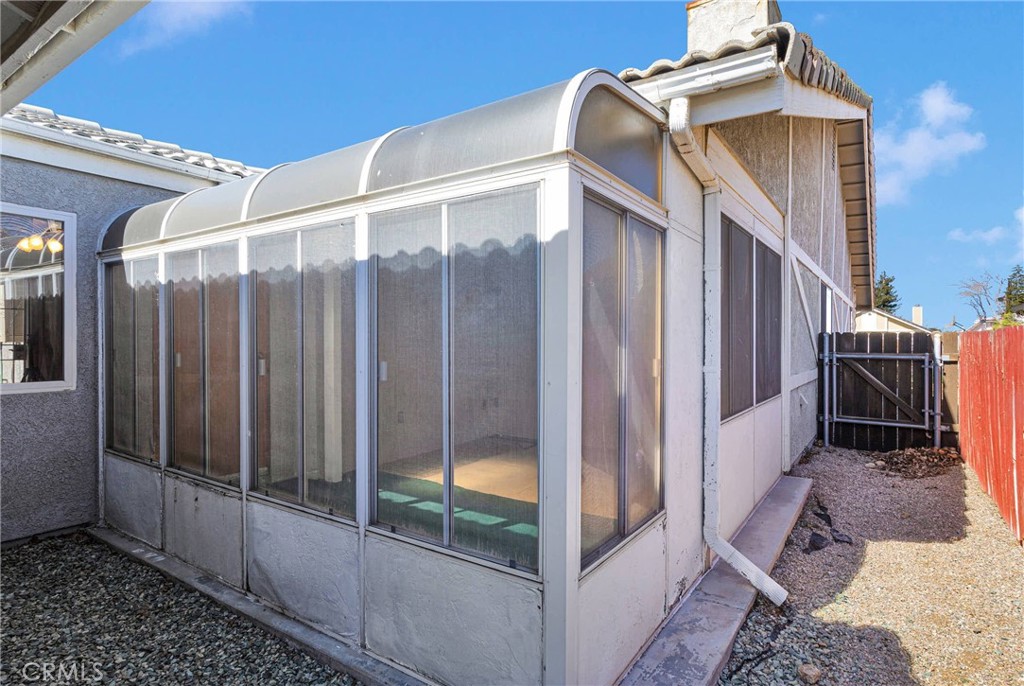 18043 Sunburst Road Property Photo 4