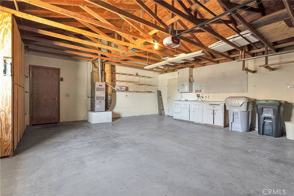 18043 Sunburst Road Property Photo 6