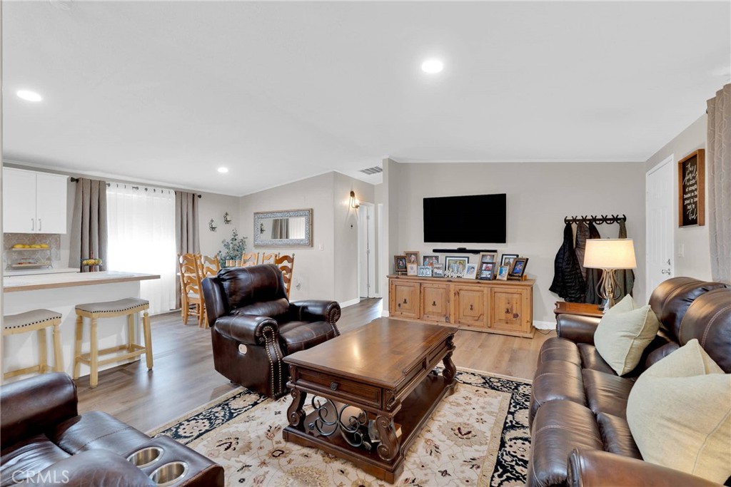 12245 Cordero Road Property Photo 5