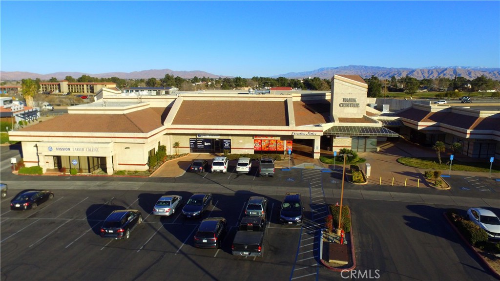 15447 Anacapa Road Property Photo 2