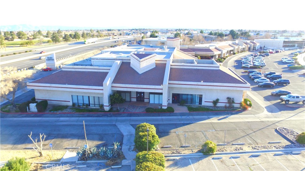 15447 Anacapa Road Property Photo 8