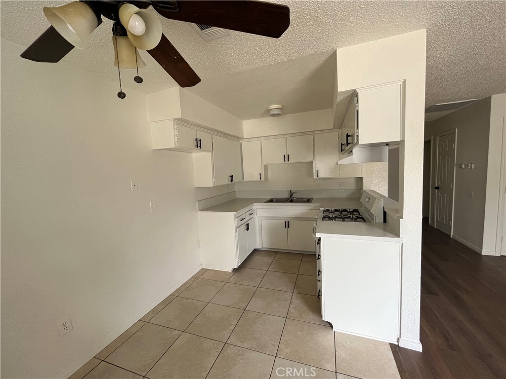 2574 W Main Property Photo 6