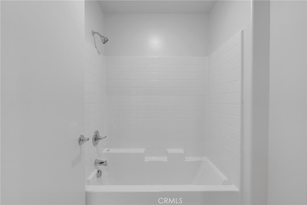 10158 Kemper Avenue Property Photo 18