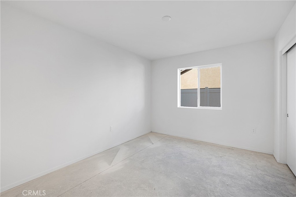 10158 Kemper Avenue Property Photo 21