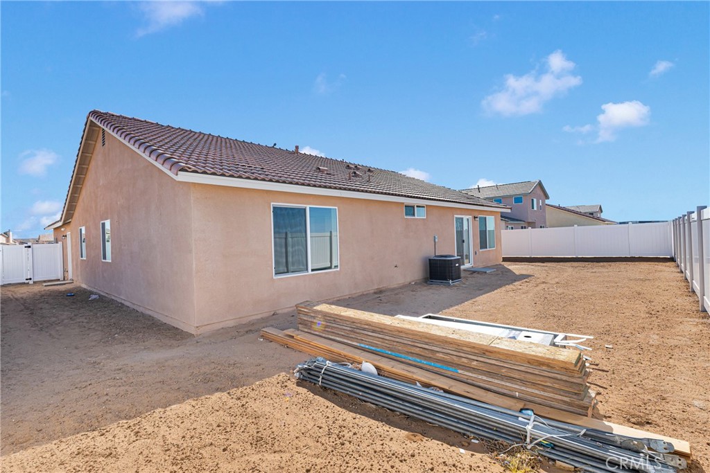 10158 Kemper Avenue Property Photo 32