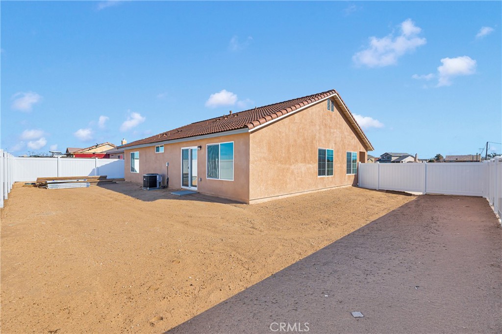 10158 Kemper Avenue Property Photo 33