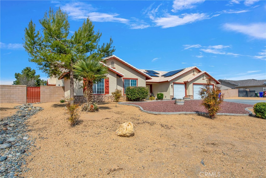 20368 Majestic Drive Property Photo 5