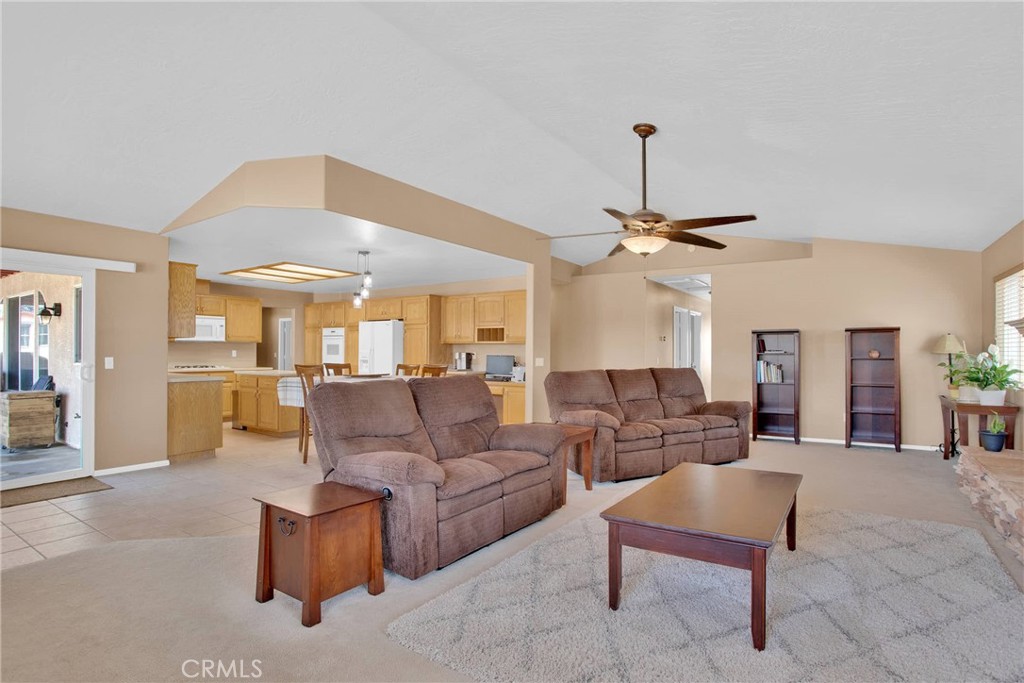 20368 Majestic Drive Property Photo 15