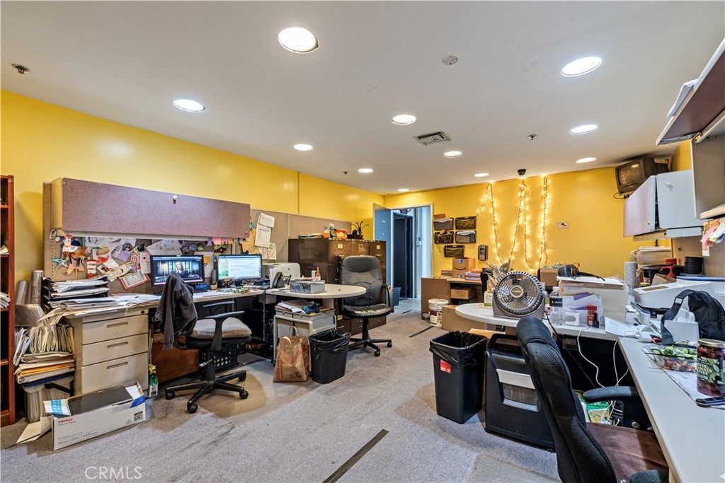 1735 Vine Street Property Photo 34