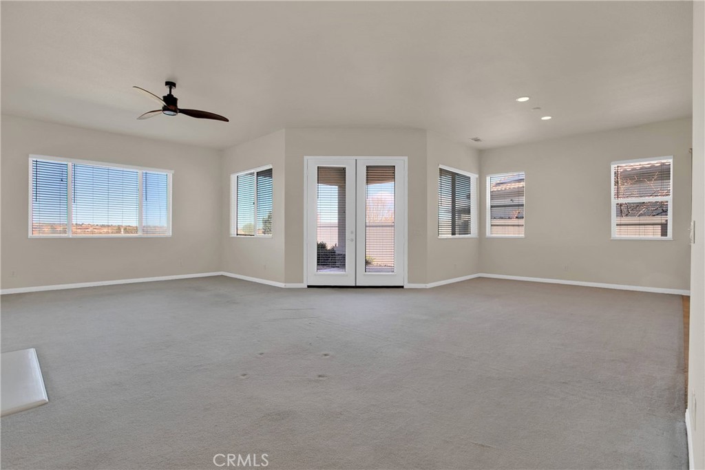 19300 Macklin Street Property Photo 10
