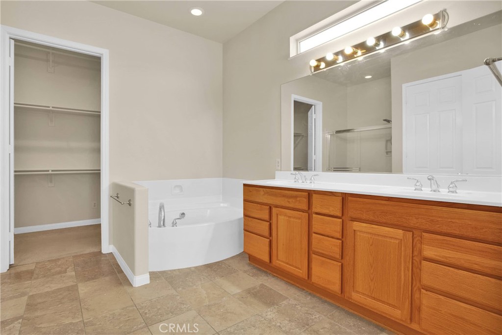 19300 Macklin Street Property Photo 21