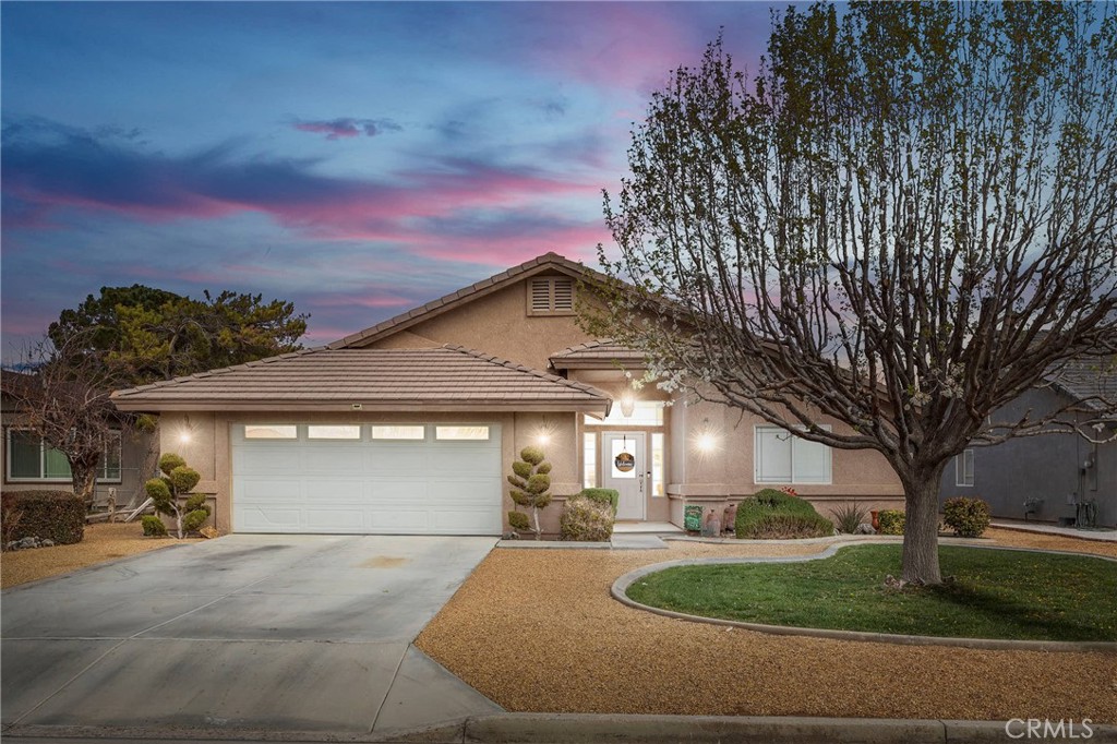 14840 Brewster Lane Property Photo 1