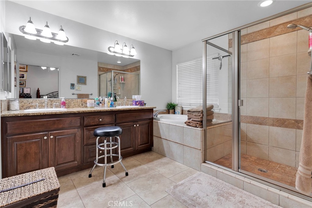 14840 Brewster Lane Property Photo 17