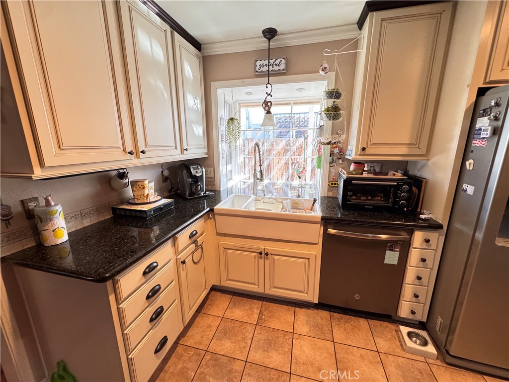 433 Oakmont Drive Property Photo 14