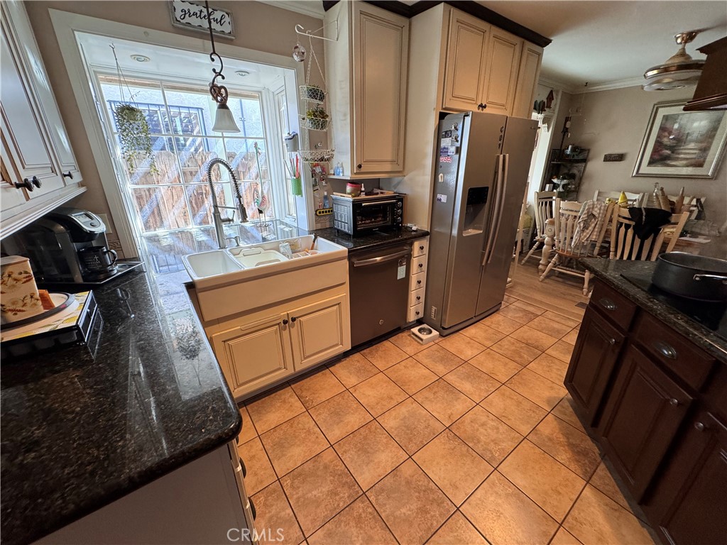 433 Oakmont Drive Property Photo 15