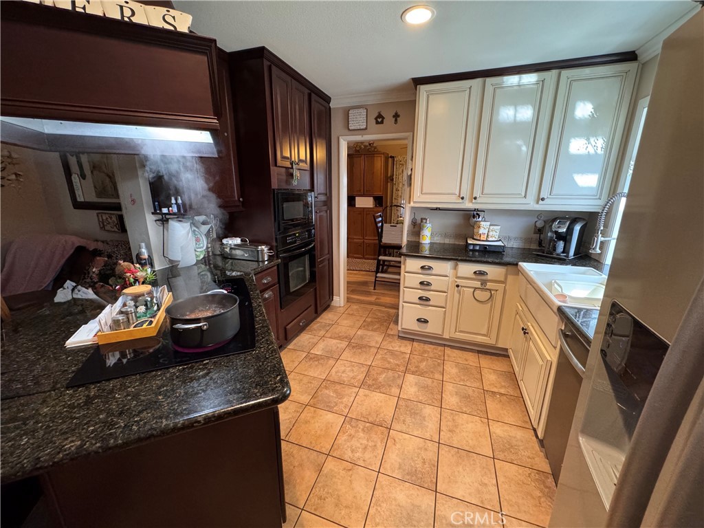 433 Oakmont Drive Property Photo 16