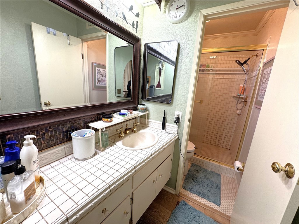 433 Oakmont Drive Property Photo 27
