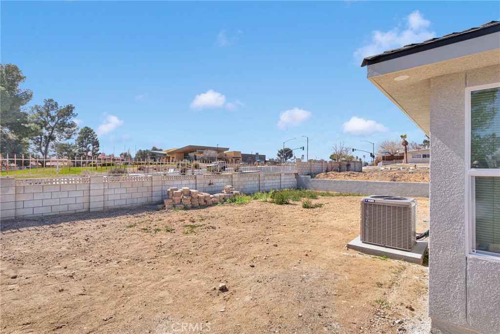 14138 Wimbleton Drive Property Photo 27