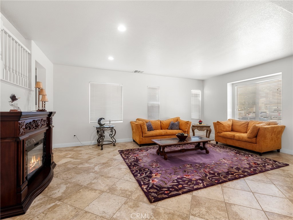 12373 Los Moras Way Property Photo 3
