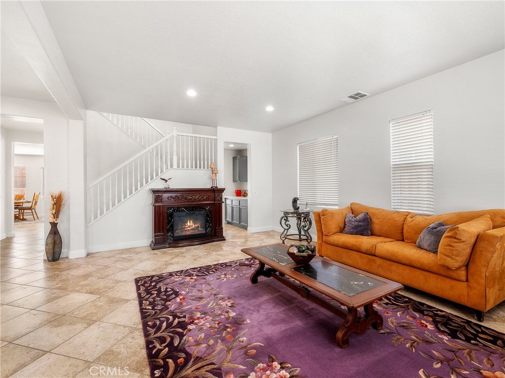 12373 Los Moras Way Property Photo 4